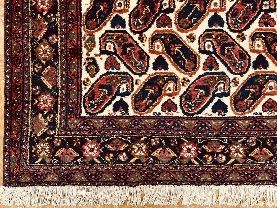 Hand-Knotted Semi-Antique Persian Sirjan Paisley Ivory Wool Oriental Rug 5'5" x 7'2" - 8