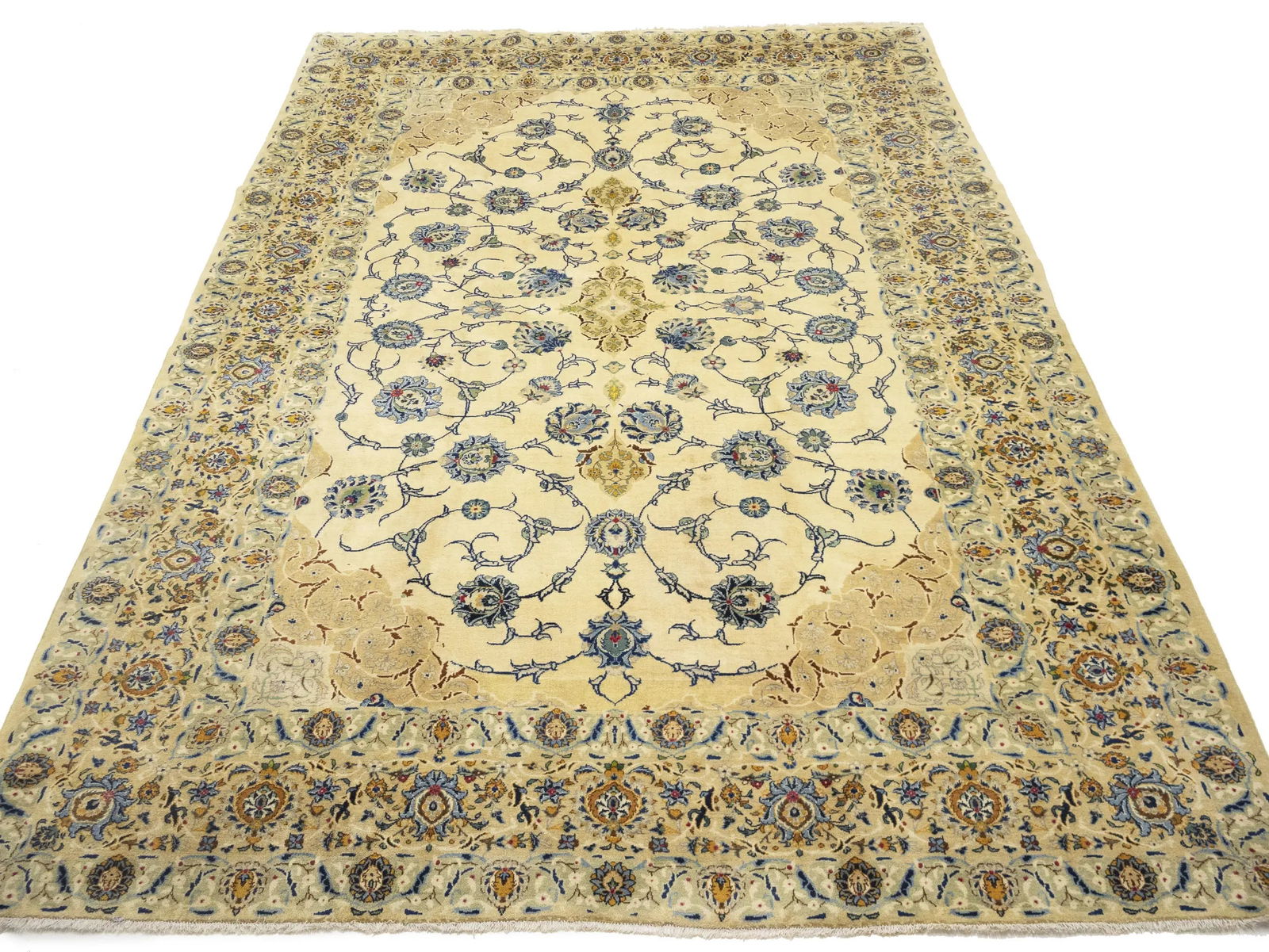 Semi Antique Cream Floral 8X12 Kashan Darbari Persian Rug - 2