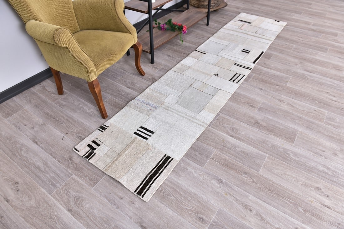 2'1'' x 9'10'' Decorative Vintage Rug - 241079 - 2