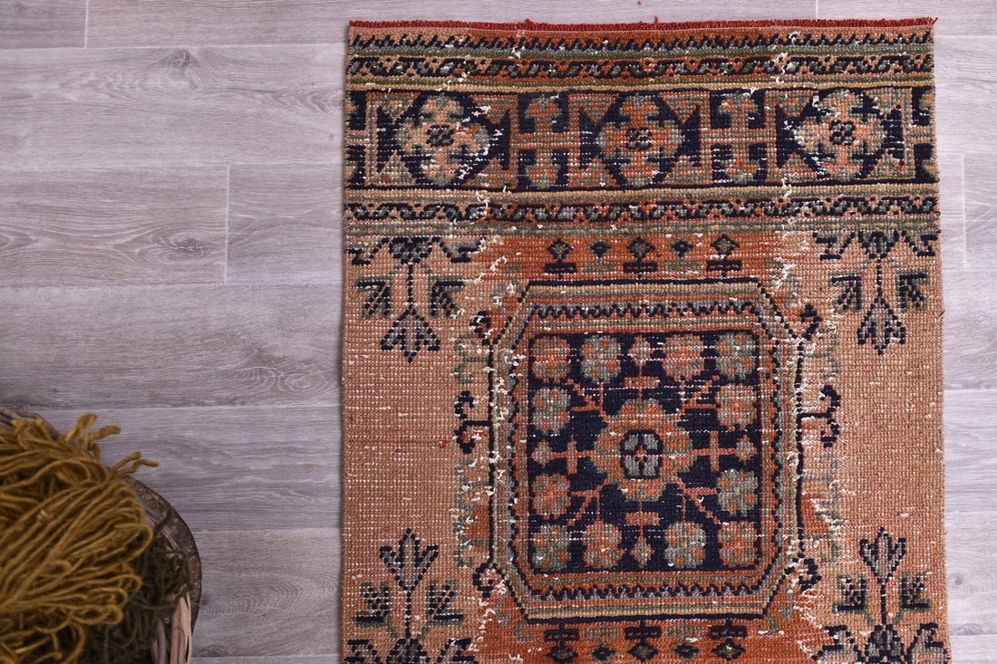 2'7'' x 11'7'' Handmade Vintage Wool Rug - 244402 - 4