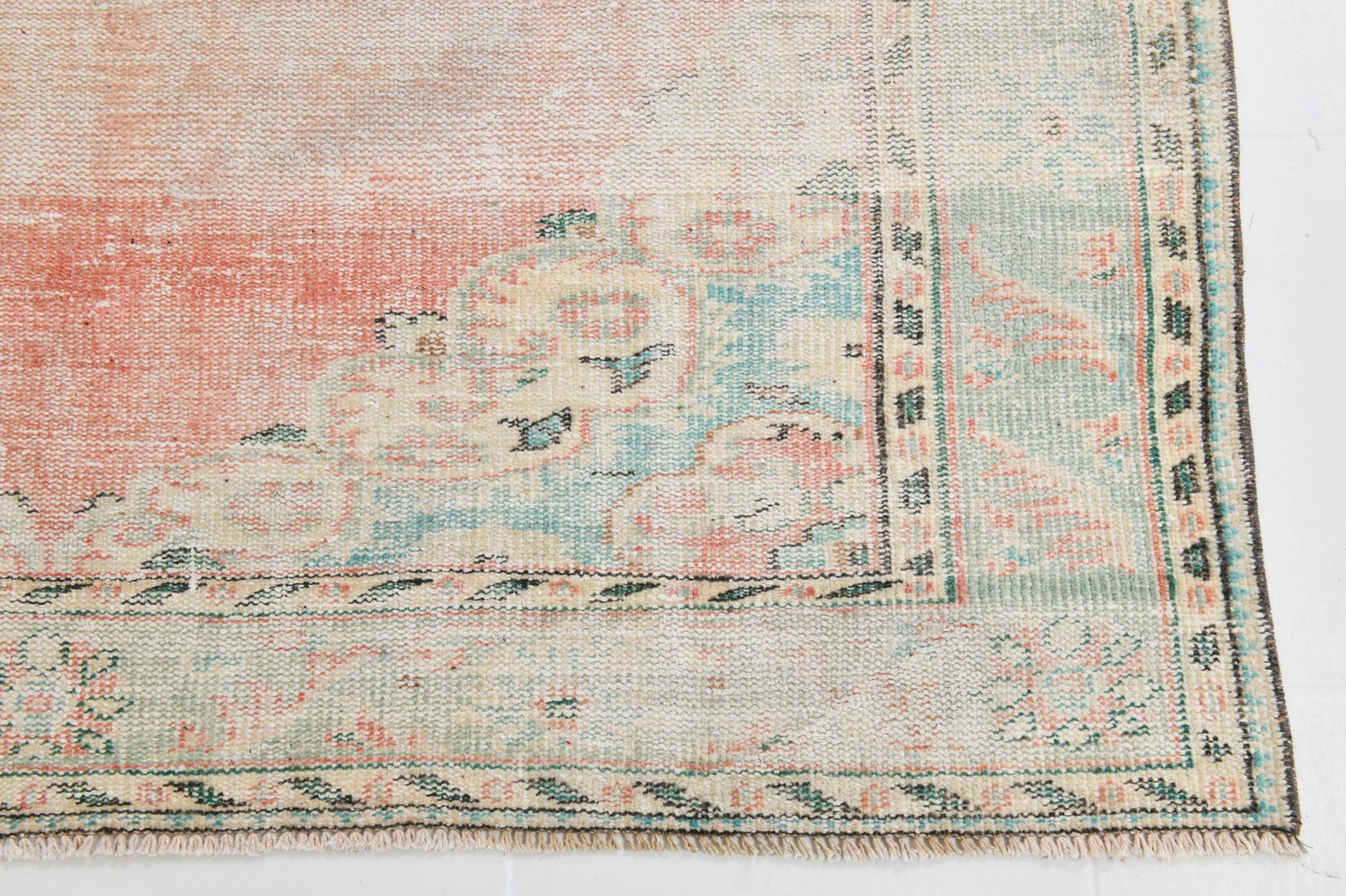 5'8'' x 9'3'' Handmade Vintage Wool Rug - 20715 - 15