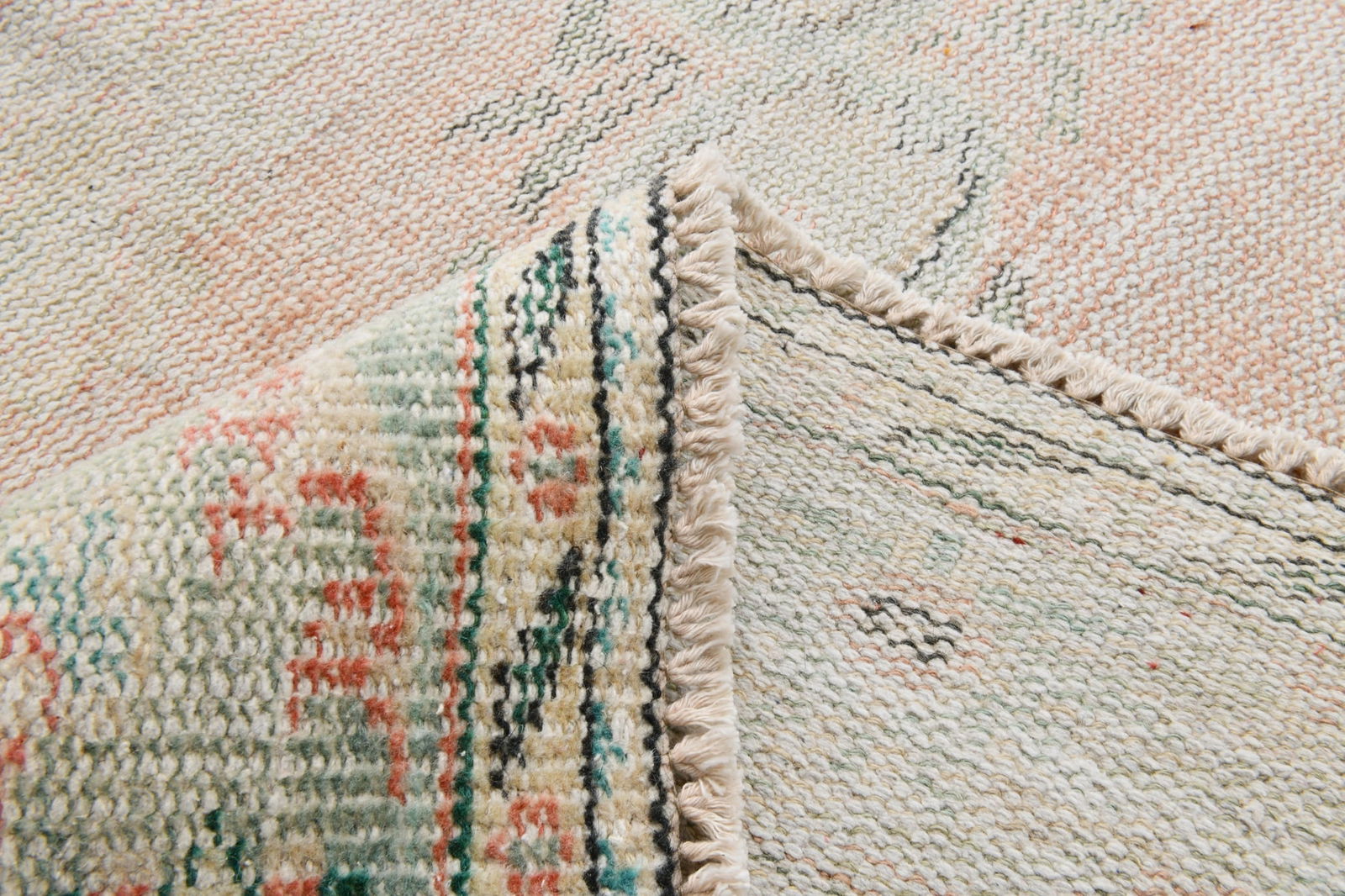 5'8'' x 9'3'' Handmade Vintage Wool Rug - 20715 - 17