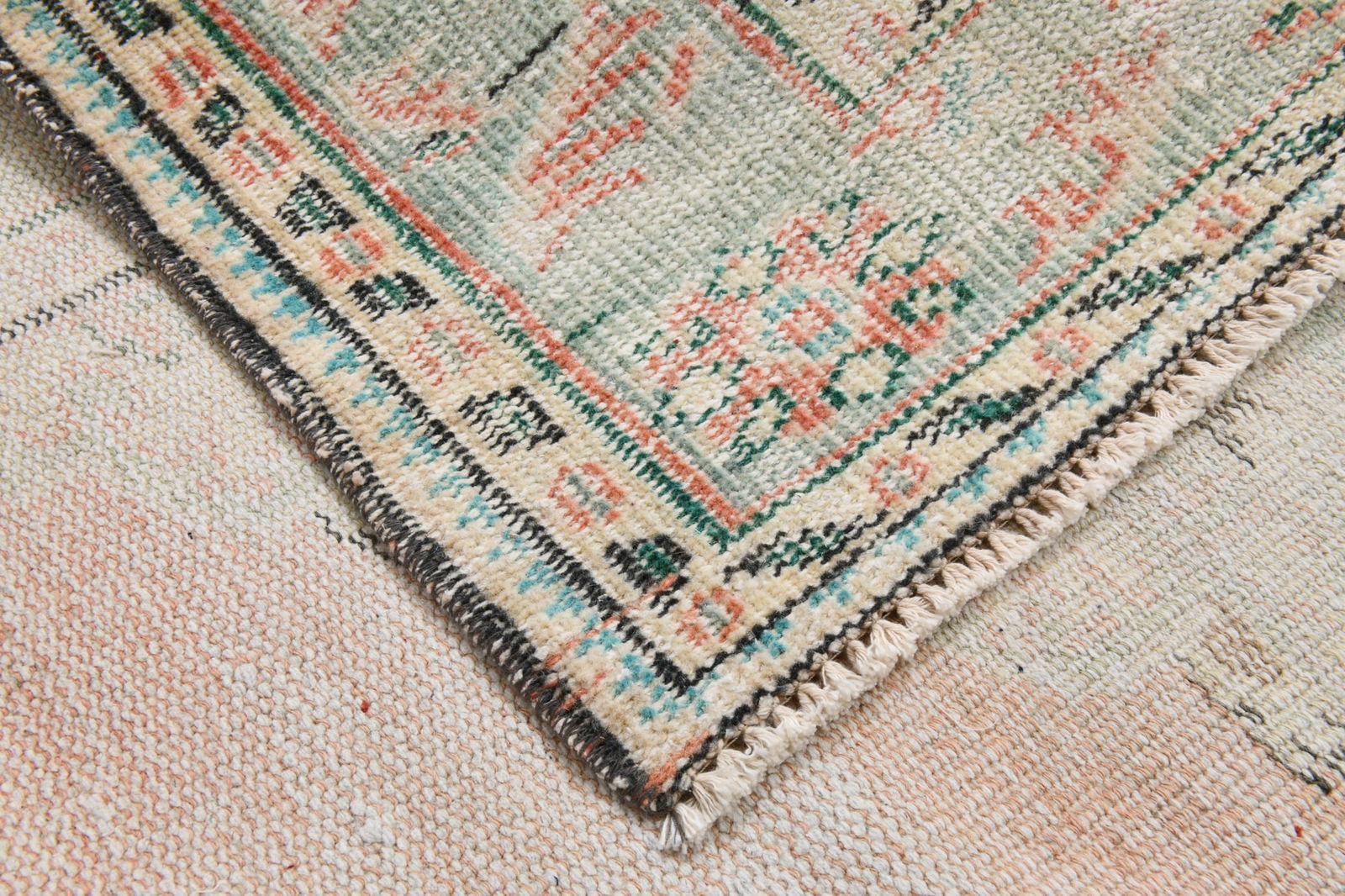 5'8'' x 9'3'' Handmade Vintage Wool Rug - 20715 - 19