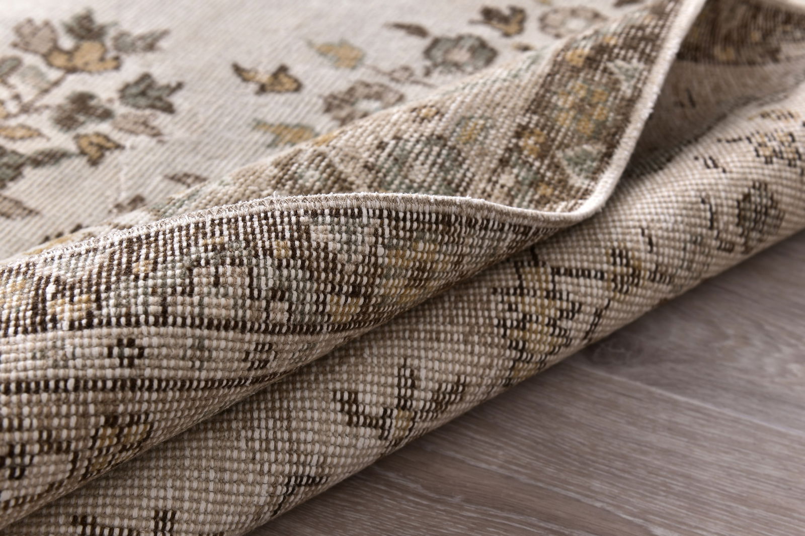 6'6'' x 10'8'' Handmade Vintage Wool Rug - 240869 - 13