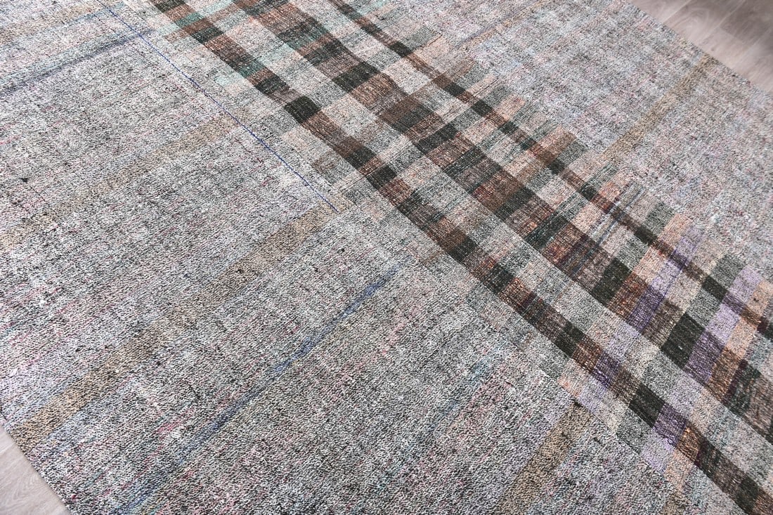 8'3'' x 9'11'' Handmade Vintage Wool Rug - 241489 - 4