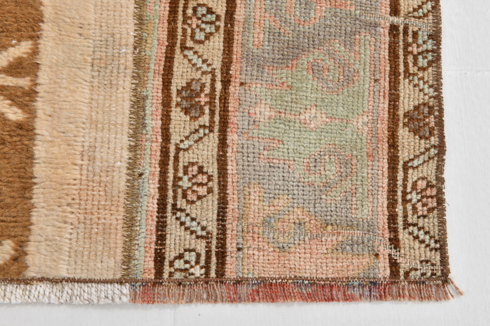 2'1'' x 6'8'' Turkish Vintage Runner Rug - 21593 - 14