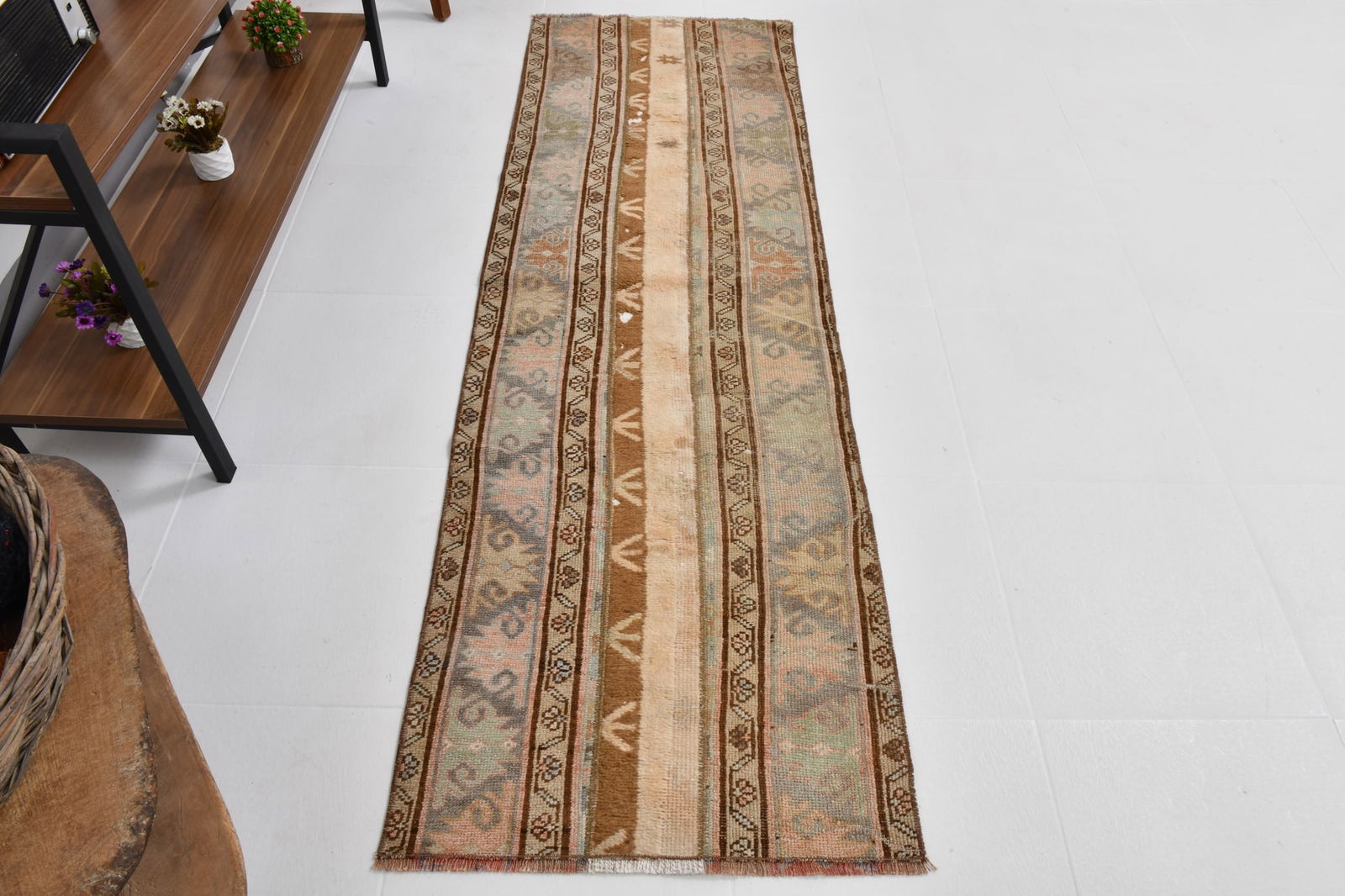 2'1'' x 6'8'' Turkish Vintage Runner Rug - 21593 - 7