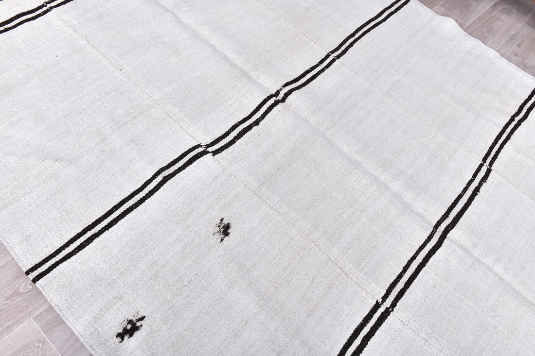 6'2'' x 9'6'' Turkish Vintage Hemp Rug - 240383 - 4