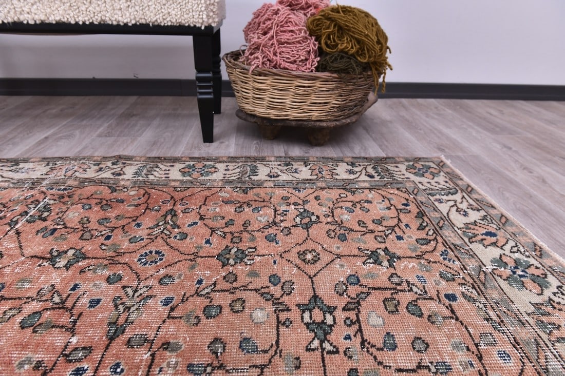 3'8'' x 6'10'' Handmade Vintage Wool Rug - 244414 - 5