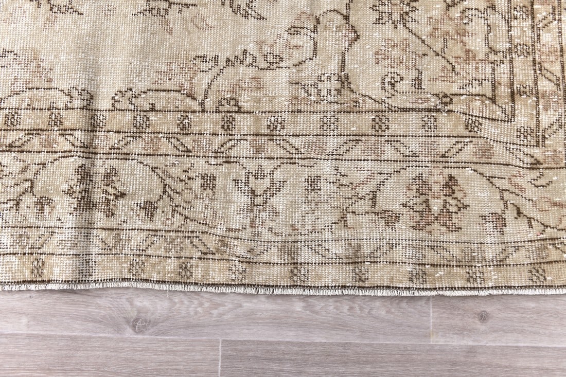 6'4'' x 10'0'' Handmade Vintage Wool Rug - 240842 - 9