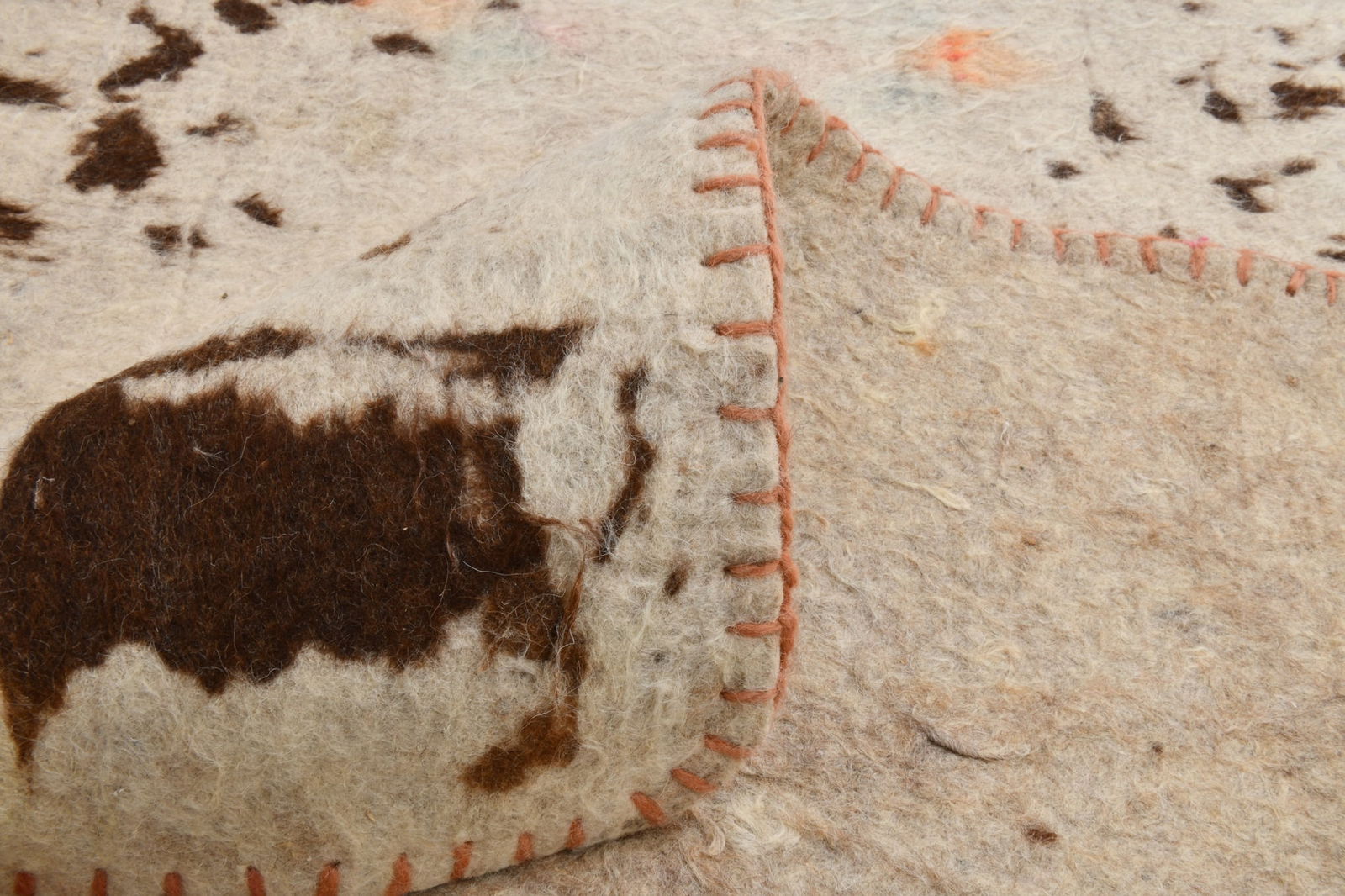 2'7'' x 9'6'' Vintage Felt Rug in Wool - 19988 - 18