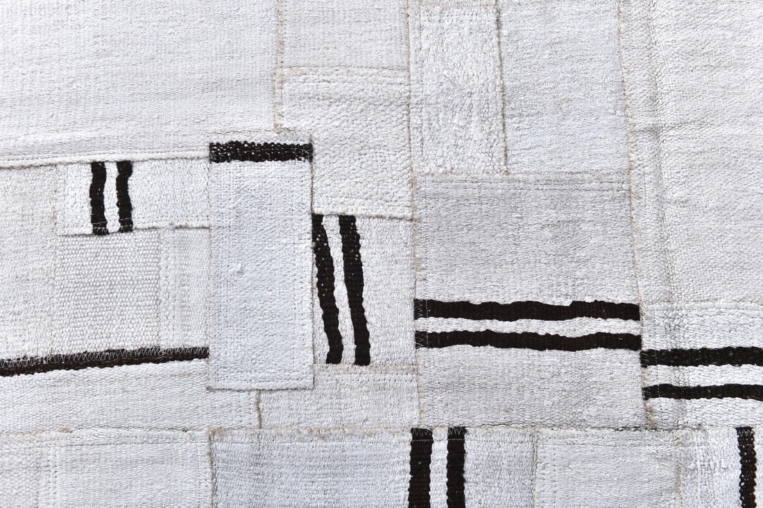 4'11'' x 6'4'' Turkish Vintage Hemp Rug - 241525 - 5