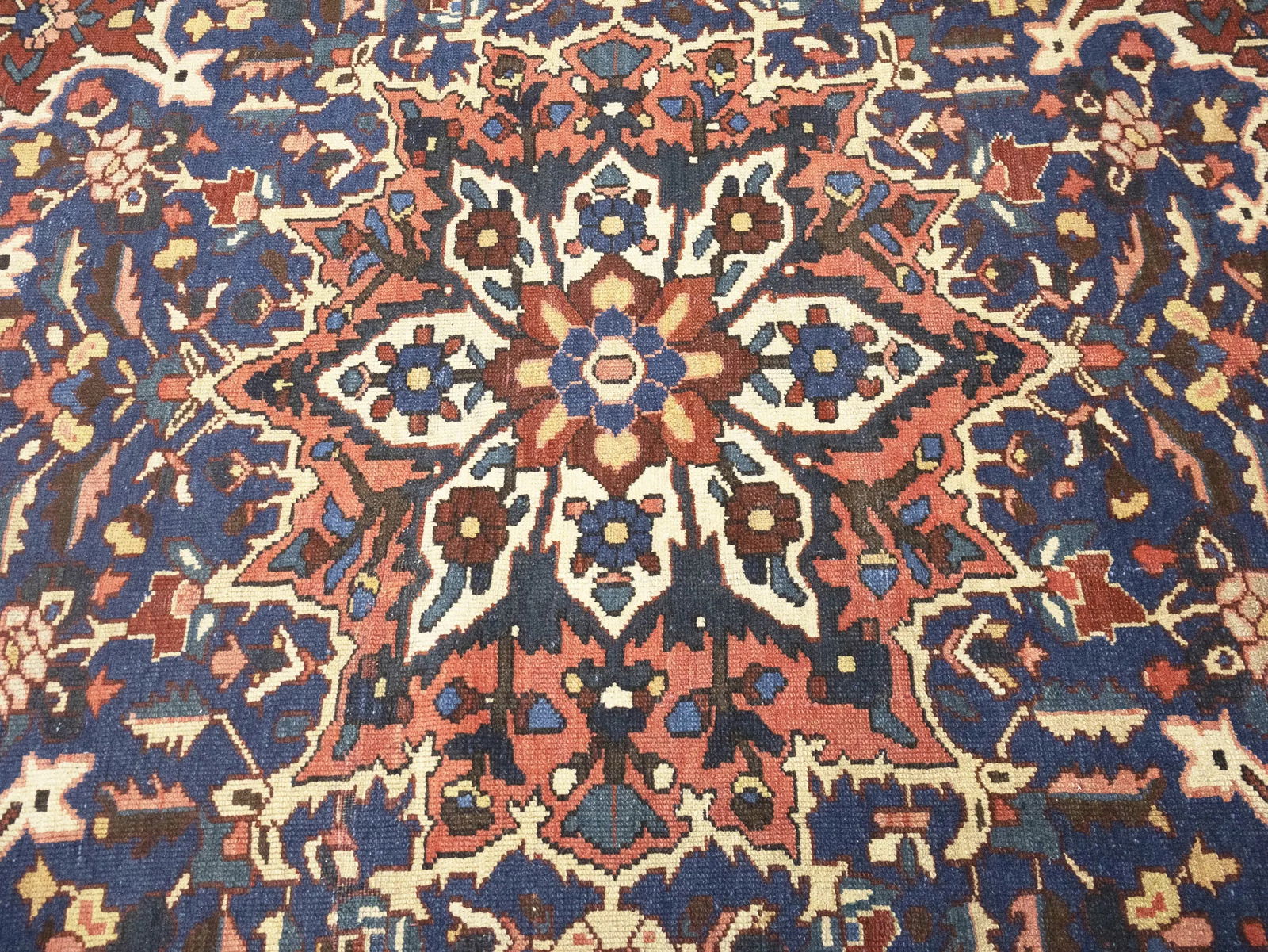 Semi Antique Rusty Brown Floral 10X13 Bakhtiari Persian Rug - 7
