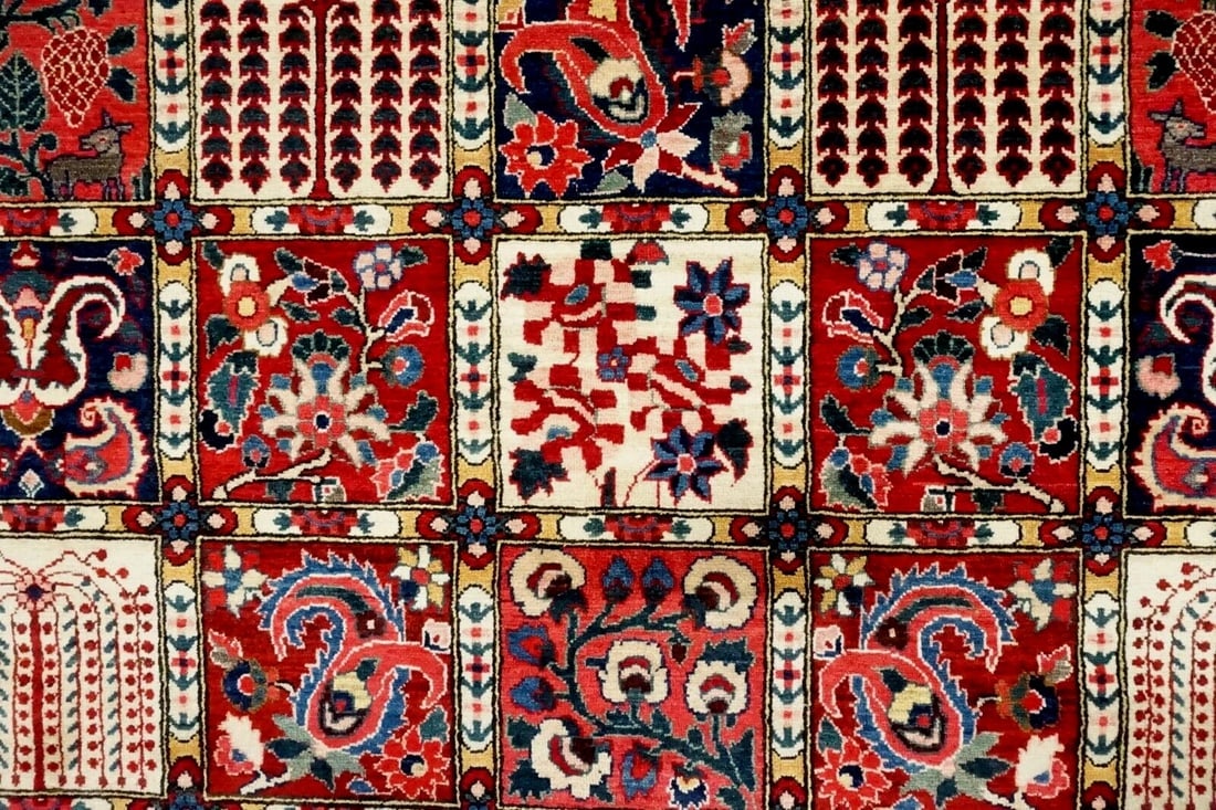 Hand-Knotted Semi-Antique Persian Bakhtiari Wool Tribal Garden Oriental Rug 8'9" x 12'1" - 7