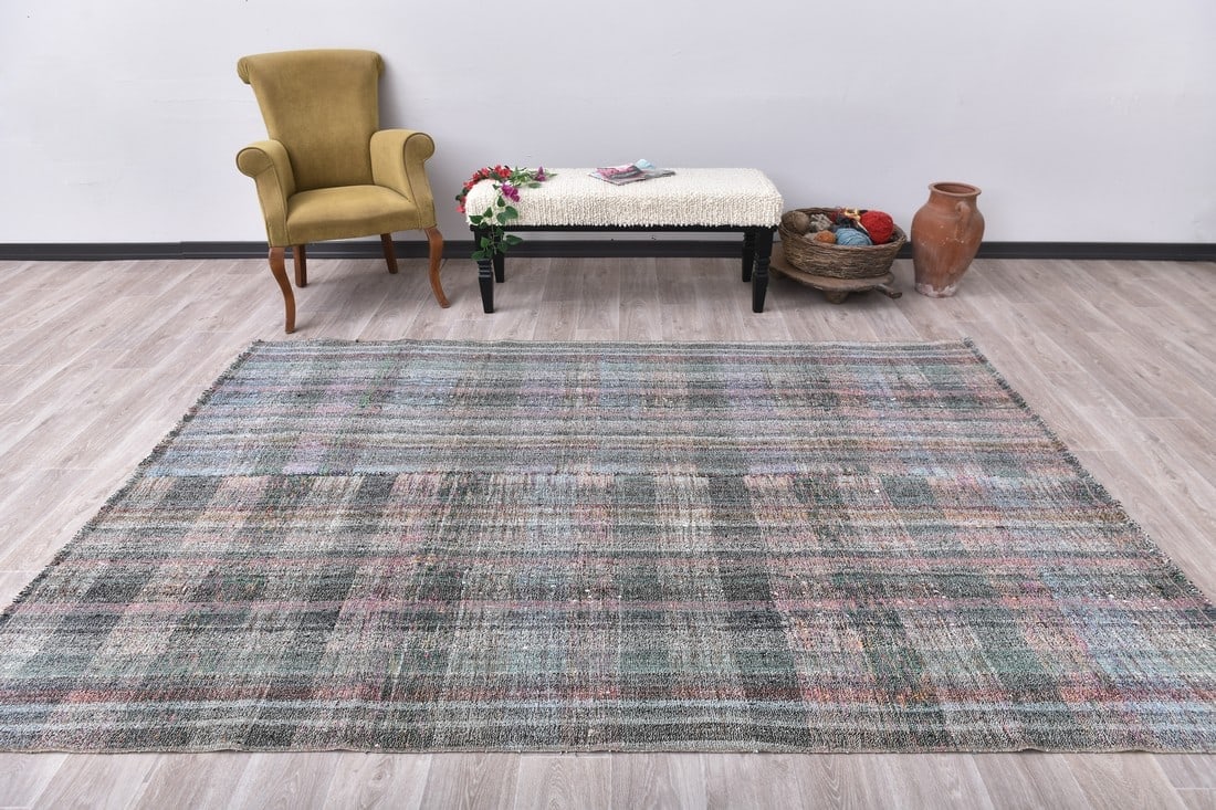 6'1'' x 8'9'' Turkish Vintage Kilim Rug - 241516