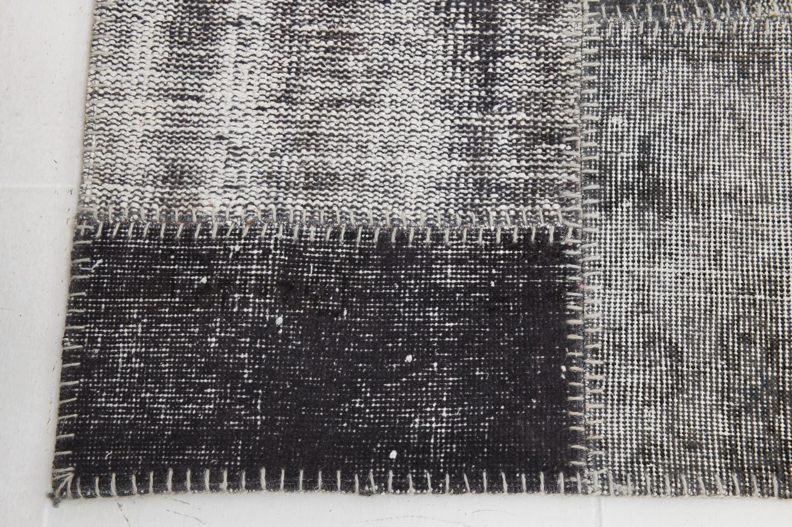 6'7'' x 10'1'' Handmade Vintage Wool Patchwork Rug - 314 - 14