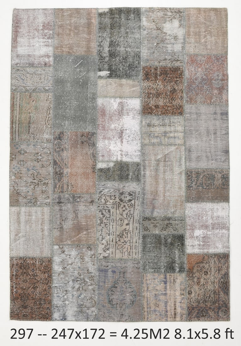 5'7'' x 8'1'' Handmade Vintage Wool Patchwork Rug - 297: Title: 5'7'' x 8'1'' Handmade Vintage Wool Patchwork Rug - 297 Description:5'7'' x 8'1'' Handmade Vintage Wool Patchwork Rug - 297 Origin:Turkiye Date/Period:1960-90 Materials:Wool,Cotton Dimension:5'