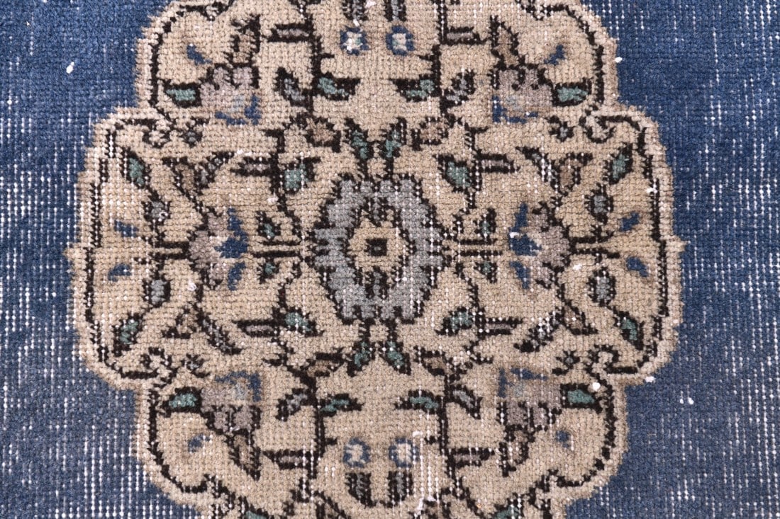 3'0'' x 6'4'' Handmade Vintage Wool Rug - 244436 - 9