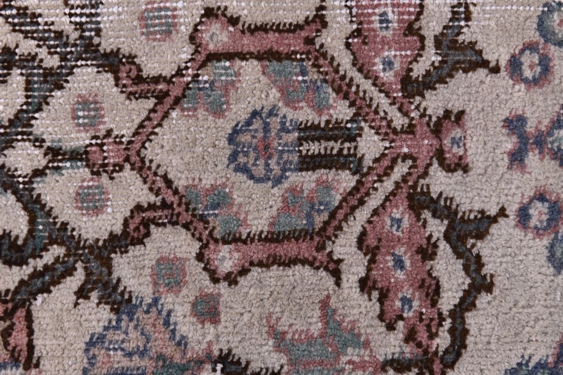 2'3'' x 3'8'' Decorative Vintage Rug - 244433 - 9