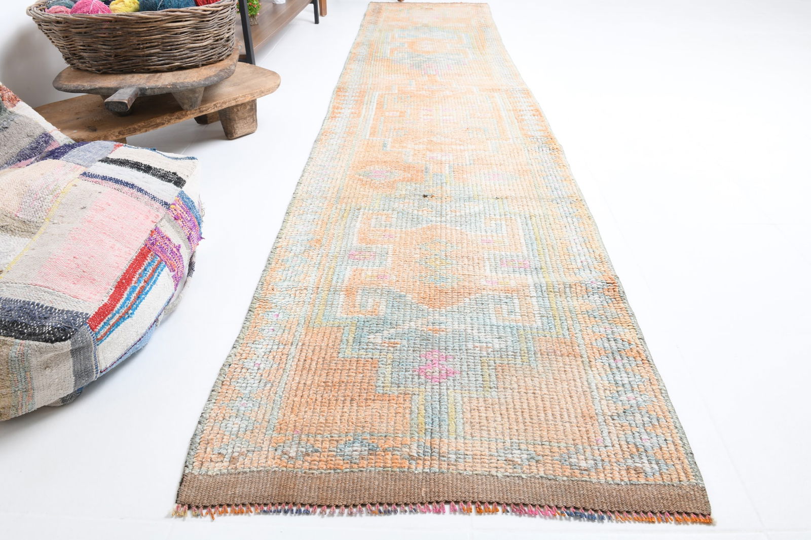 2'6'' x 11'5'' Handmade Vintage Wool Rug - 7166 - 6