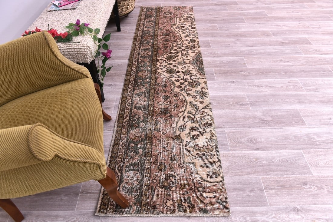 2'2'' x 8'5'' Turkish Vintage Runner Rug - 244453 - 3