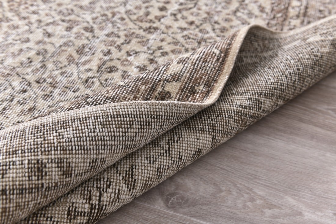 6'11'' x 9'9'' Turkish Vintage Runner Rug - 240832 - 13