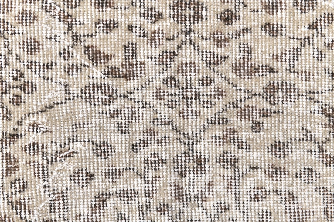 6'11'' x 9'9'' Turkish Vintage Runner Rug - 240832 - 6