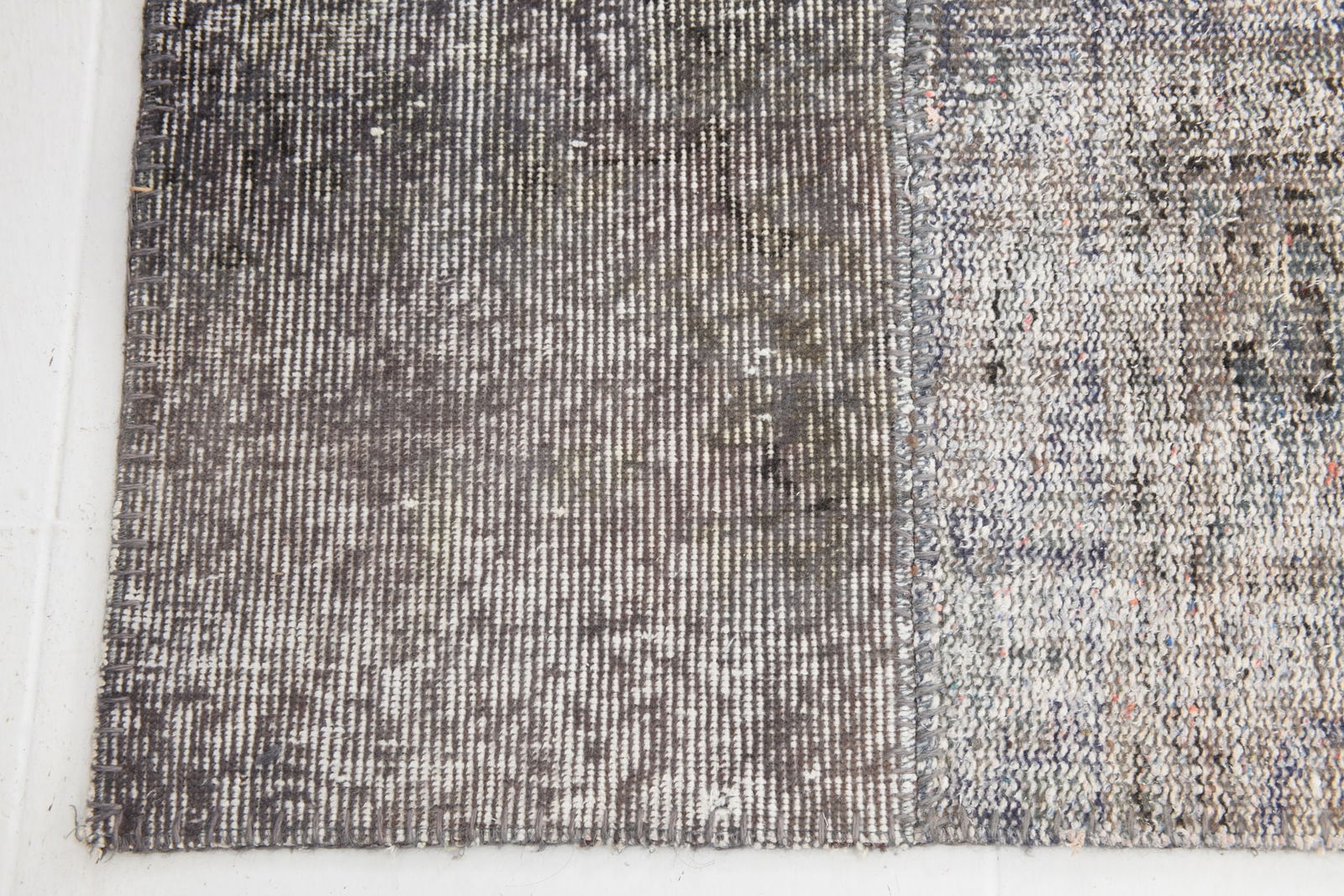 5'8'' x 8'0'' Handmade Vintage Wool Patchwork Rug - 319 - 14