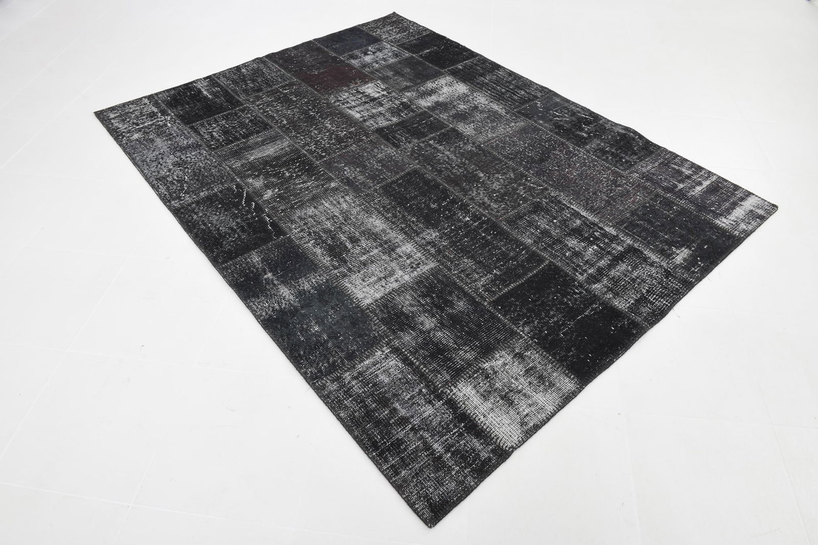 5'11'' x 7'10'' Handmade Vintage Wool Patchwork Rug - 98 - 4