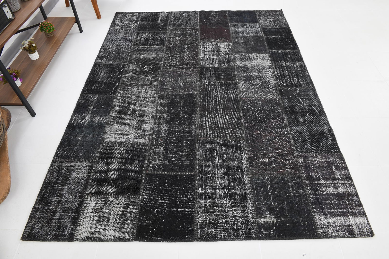 5'11'' x 7'10'' Handmade Vintage Wool Patchwork Rug - 98 - 8