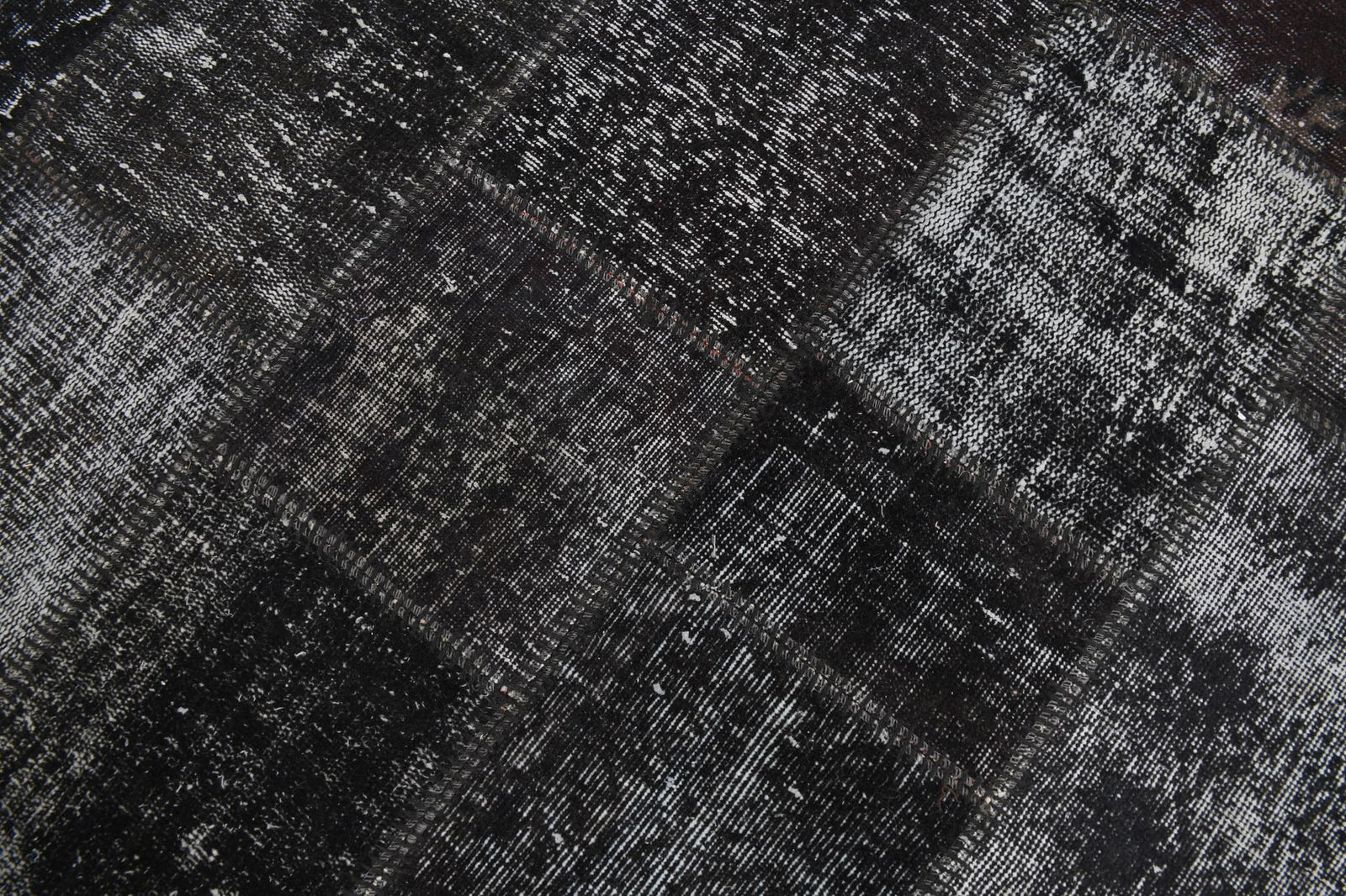 5'11'' x 7'10'' Handmade Vintage Wool Patchwork Rug - 98 - 9