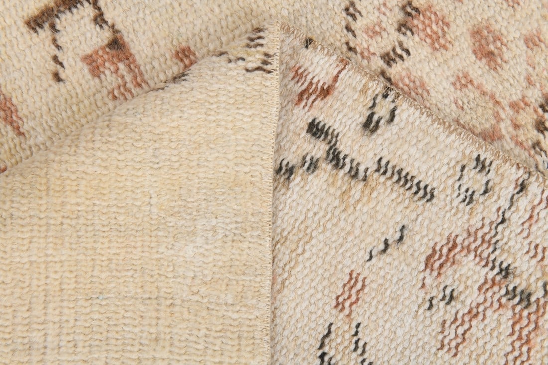 2'7'' x 8'3'' Turkish Vintage Runner Rug - 24784 - 19