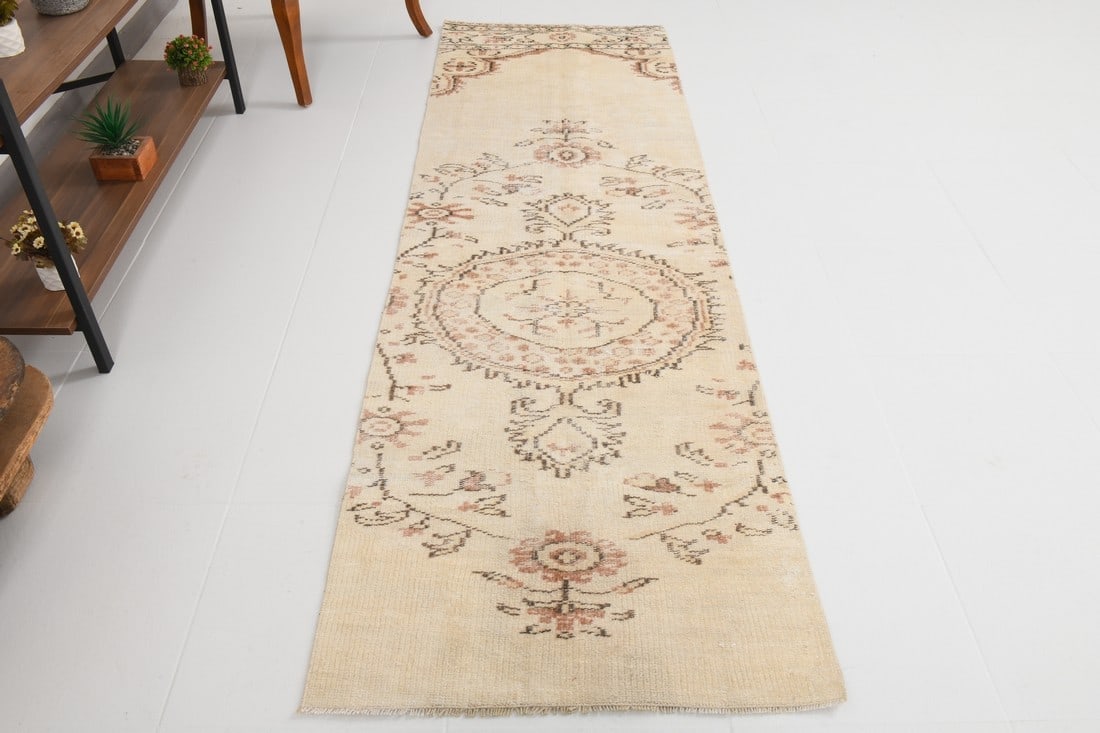 2'7'' x 8'3'' Turkish Vintage Runner Rug - 24784 - 6