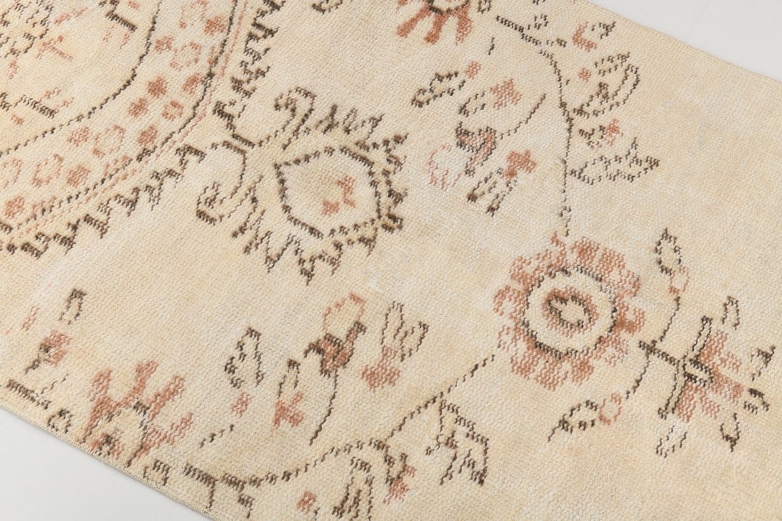 2'7'' x 8'3'' Turkish Vintage Runner Rug - 24784 - 7