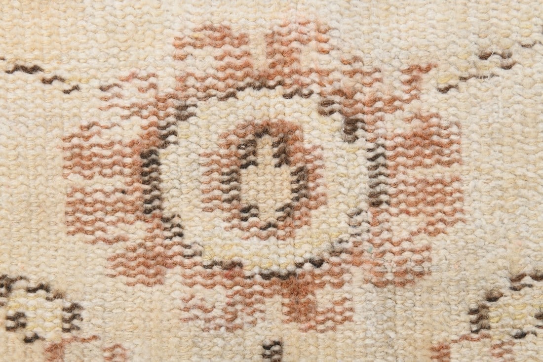 2'7'' x 8'3'' Turkish Vintage Runner Rug - 24784 - 9