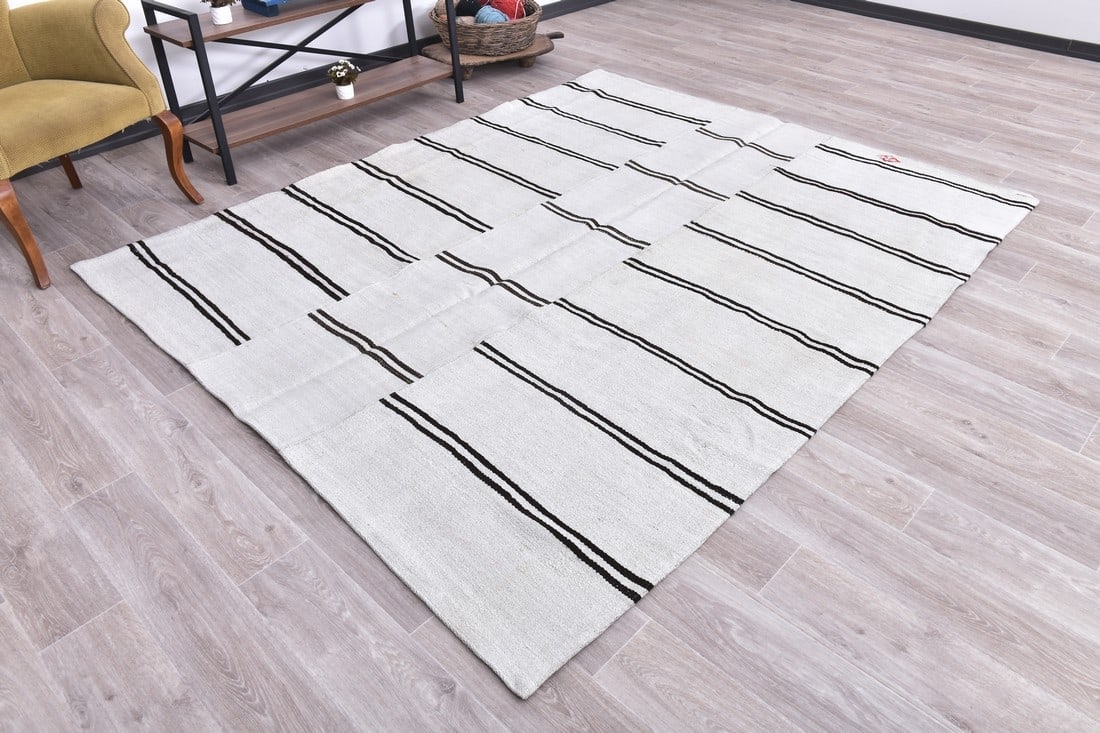 6'10'' x 8'4'' Turkish Vintage Hemp Rug - 240381 - 2