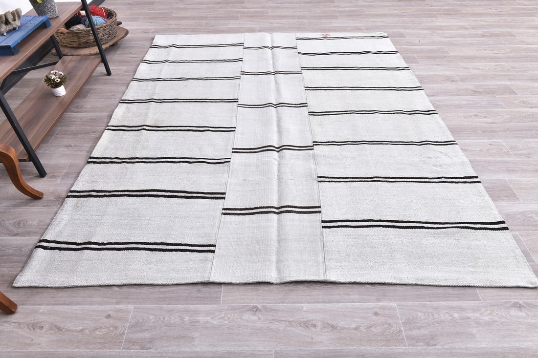 6'10'' x 8'4'' Turkish Vintage Hemp Rug - 240381 - 3