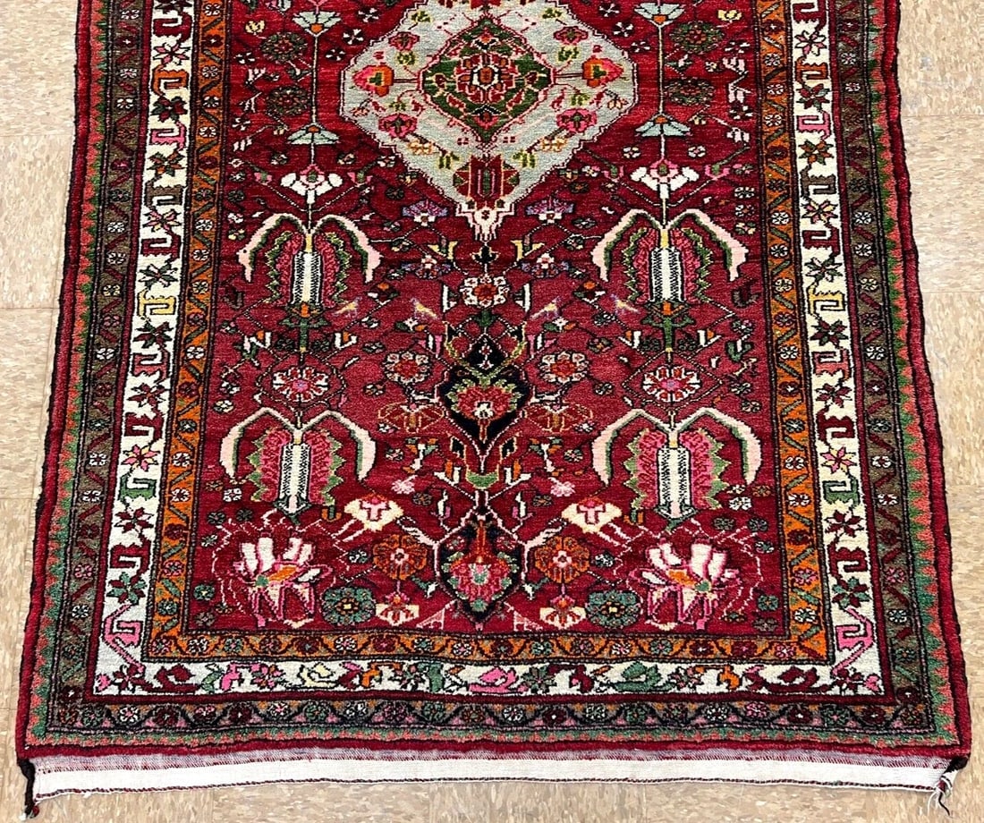 Hand-Knotted Sarouk Semi-Antique Wool Reds Blues Oriental Area Rug 4'6" x 6'9" - 2