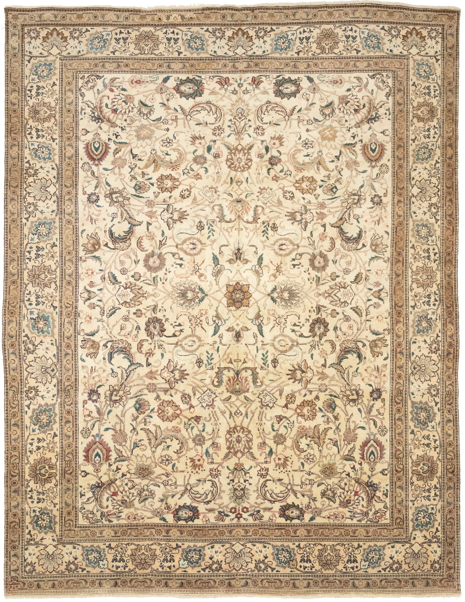 Semi Antique Cream Traditional 9'7X12'5 Vintage Oriental Rug: Title: Semi Antique Cream Traditional 9'7X12'5 Vintage Oriental Rug Description:Handmade vintage 9'7X12'5 cream rug made with vegetable dyes (fine wool pile and cotton foundation), superior knot count