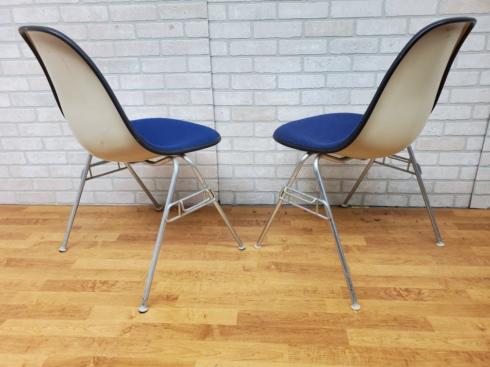 Mid Century Modern Herman Miller Shell Dining Chairs in Blue - Set of 4 - 3