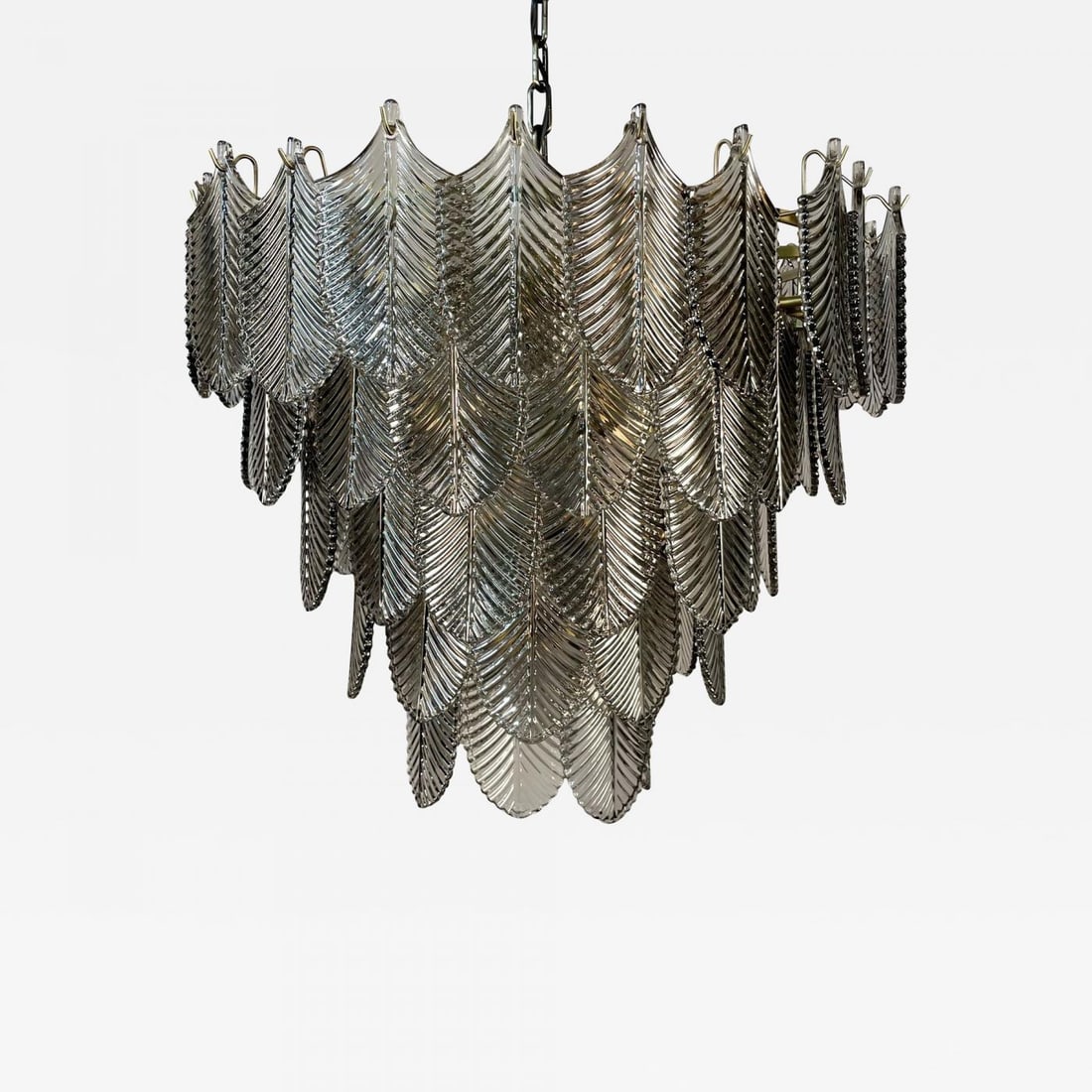 Eicholtz, Modern, Art Deco Style, Chandelier, Brass, Smoked Glass, 2010s: Title: Eicholtz, Modern, Art Deco Style, Chandelier, Brass, Smoked Glass, 2010s Description: Eicholtz, Modern, Art Deco Style, Chandelier, Brass, Smoked Glass, 2010s Update your existing interiors wit