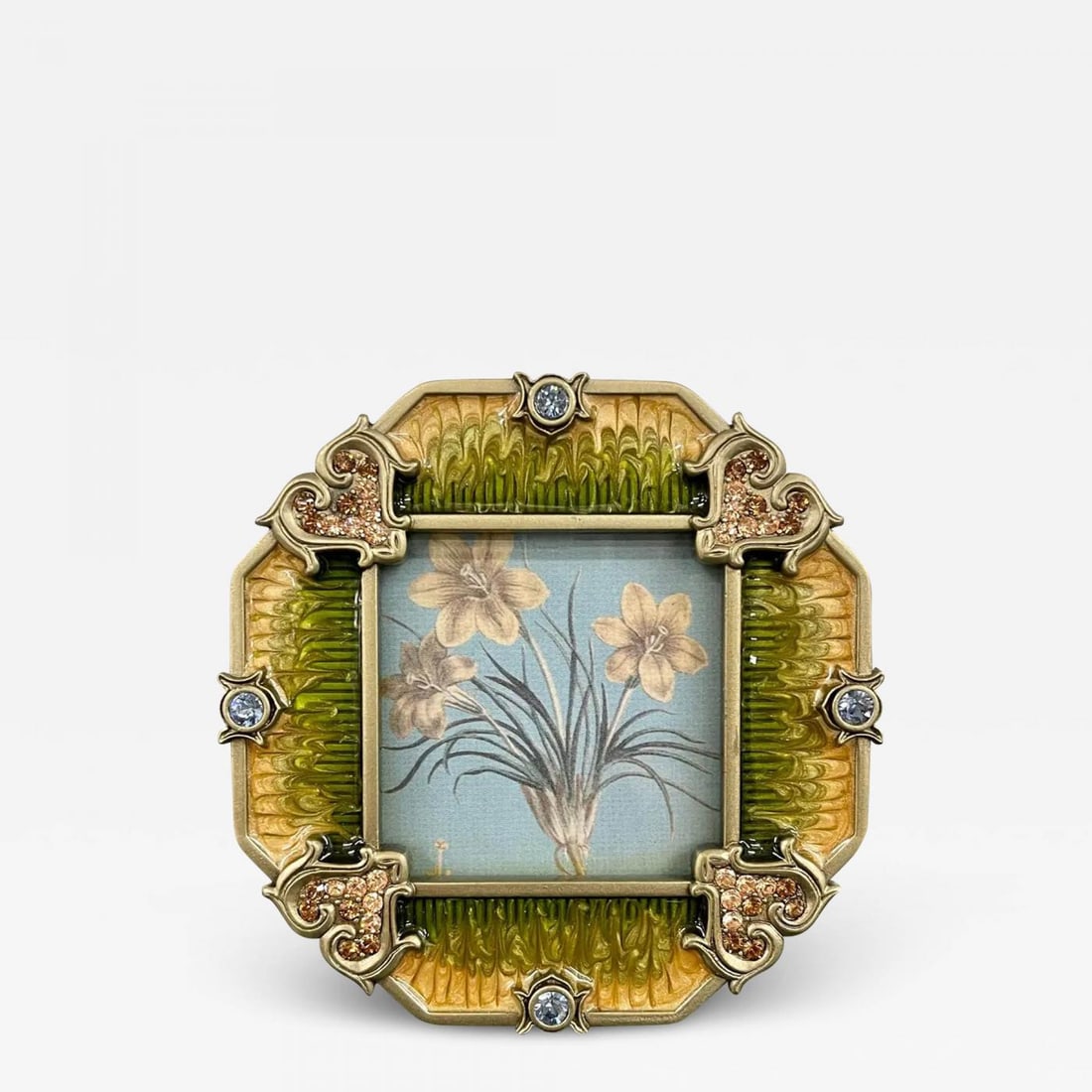 Jay Strongwater Octagonal Swarovski Picture Frame, New in Box: Title: Jay Strongwater Octagonal Swarovski Picture Frame, New in Box Description: Jay Strongwater Octagonal Swarovski picture frame. Brand new in Box. Additional Information: Documentation: Signed