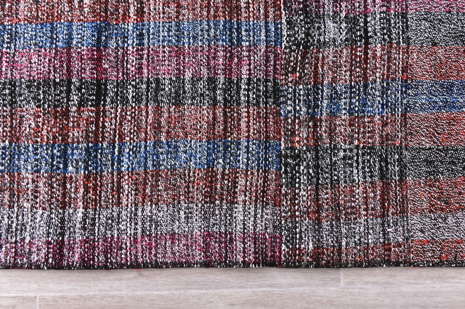 6'3'' x 8'10'' Turkish Flatweave Kilim Rug - 241098 - 9