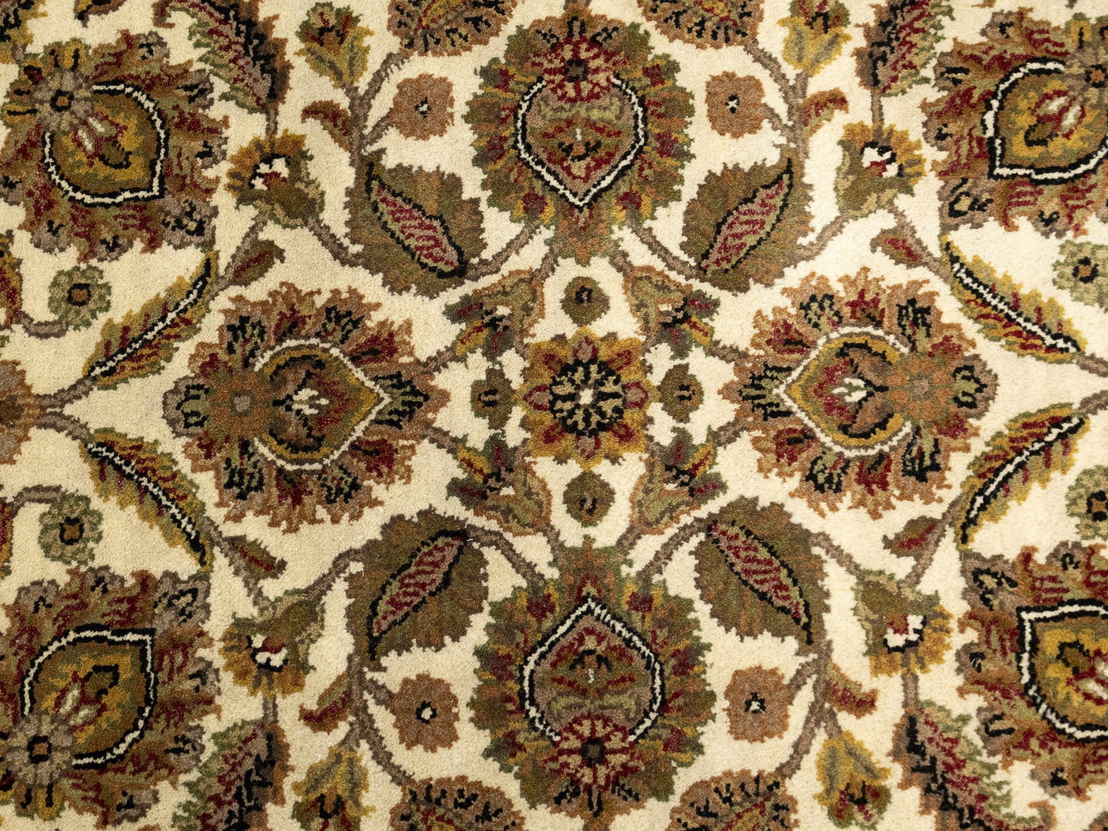 Cream Floral Classic 4'5X6'2 Agra Jaipur Oriental Rug - 5