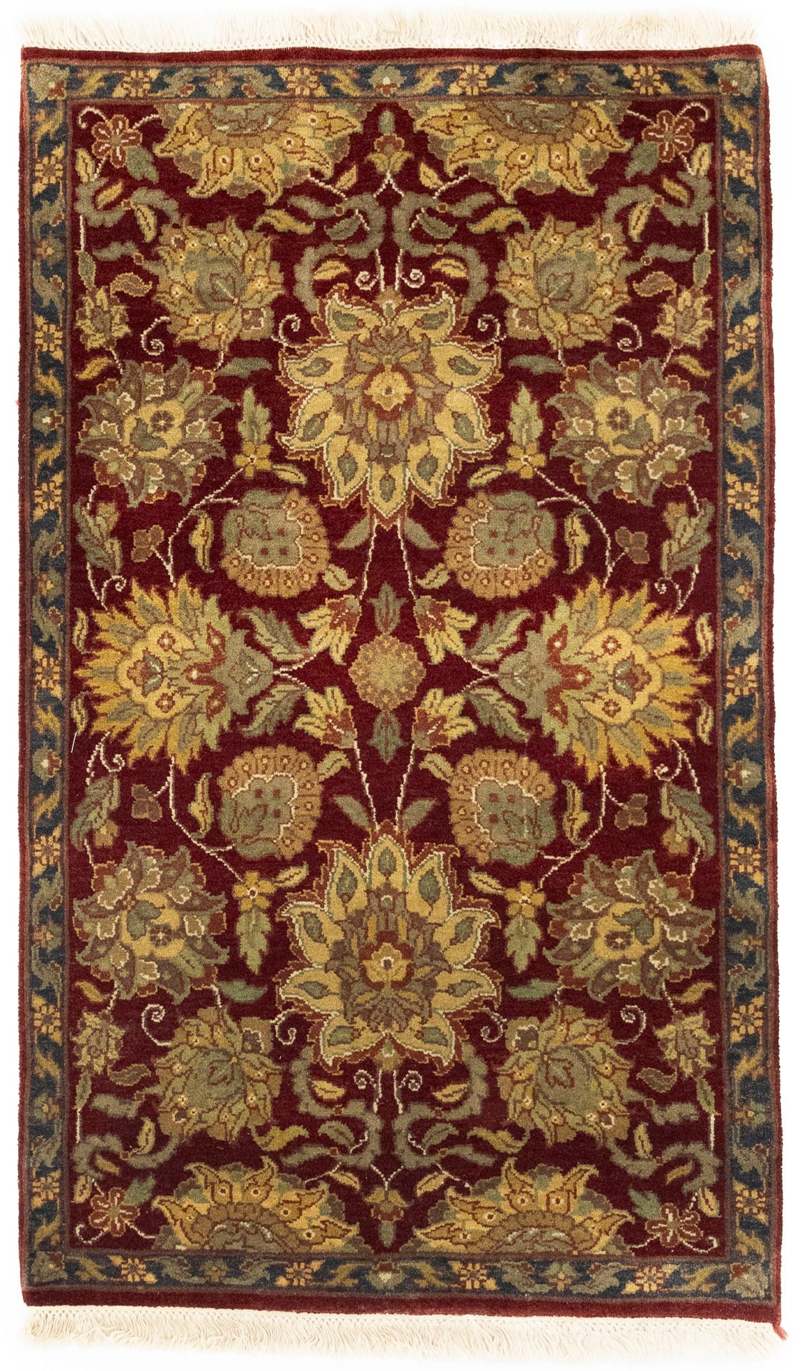 Red Floral Classic 3X5 Agra Jaipur Oriental Rug: Title: Red Floral Classic 3X5 Agra Jaipur Oriental Rug Description:Handmade 3X5 red oriental rug made with vegetable dyes (fine wool pile and cotton foundation), exceptional knot count, and appealing