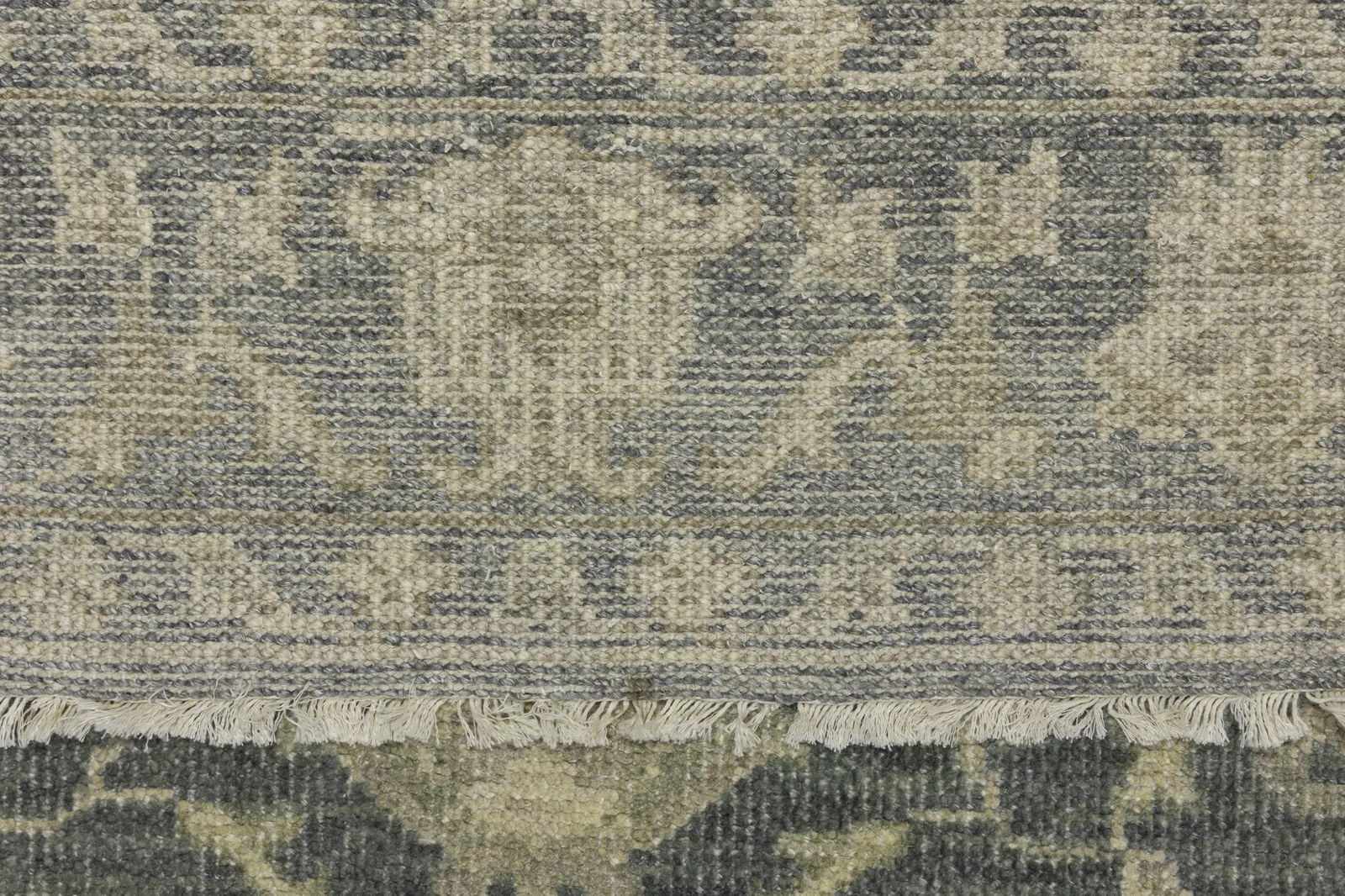 Muted Dark Slate Floral 5X8 Transitional Oriental Rug - 16