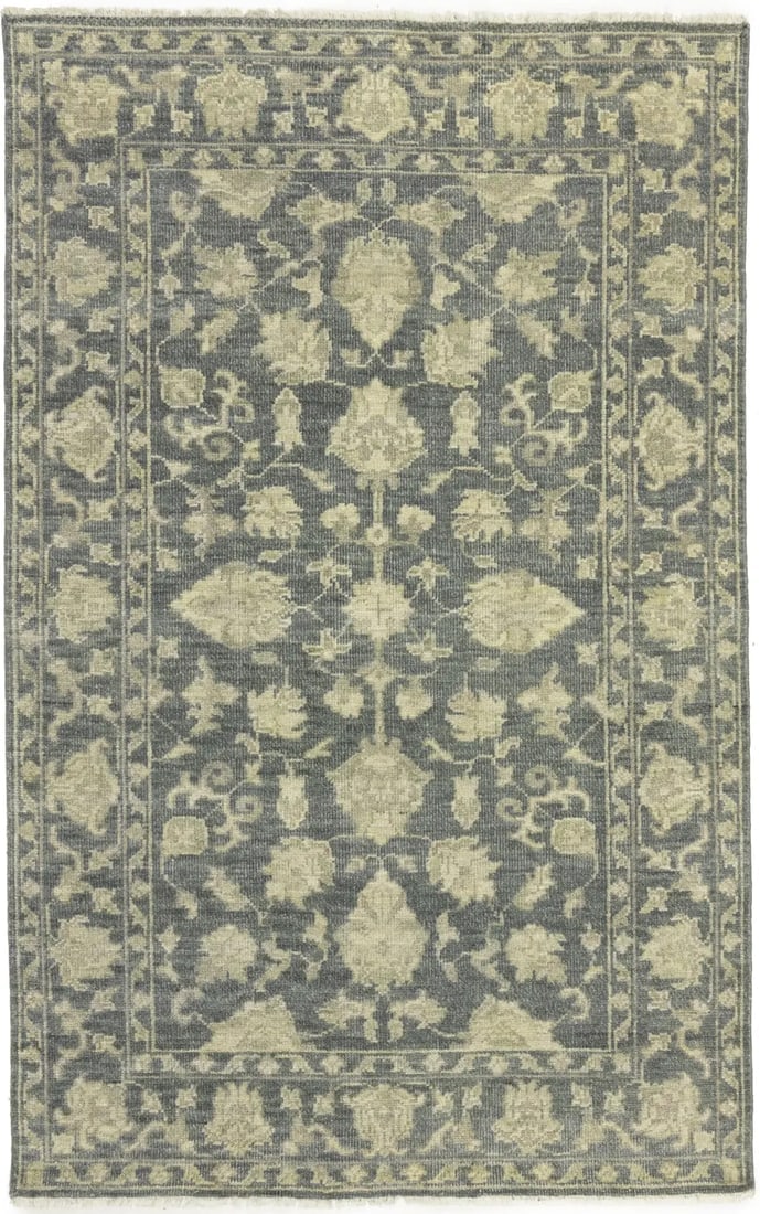 Muted Dark Slate Floral 5X8 Transitional Oriental Rug: Title: Muted Dark Slate Floral 5X8 Transitional Oriental Rug Description:Handmade 5X8 gray oriental rug made with vegetable dyes (fine wool pile and cotton foundation), superior knot count, and appeal