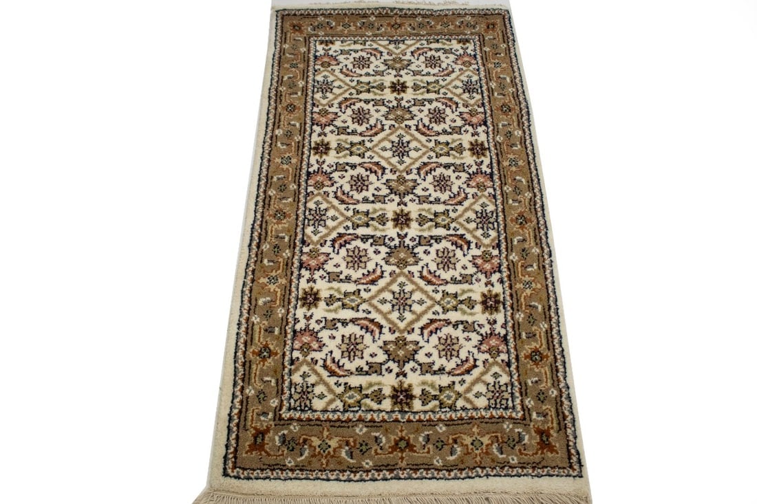 Cream Floral Tribal 2'5X4'7 Indo-Bidjar Oriental Rug - 10