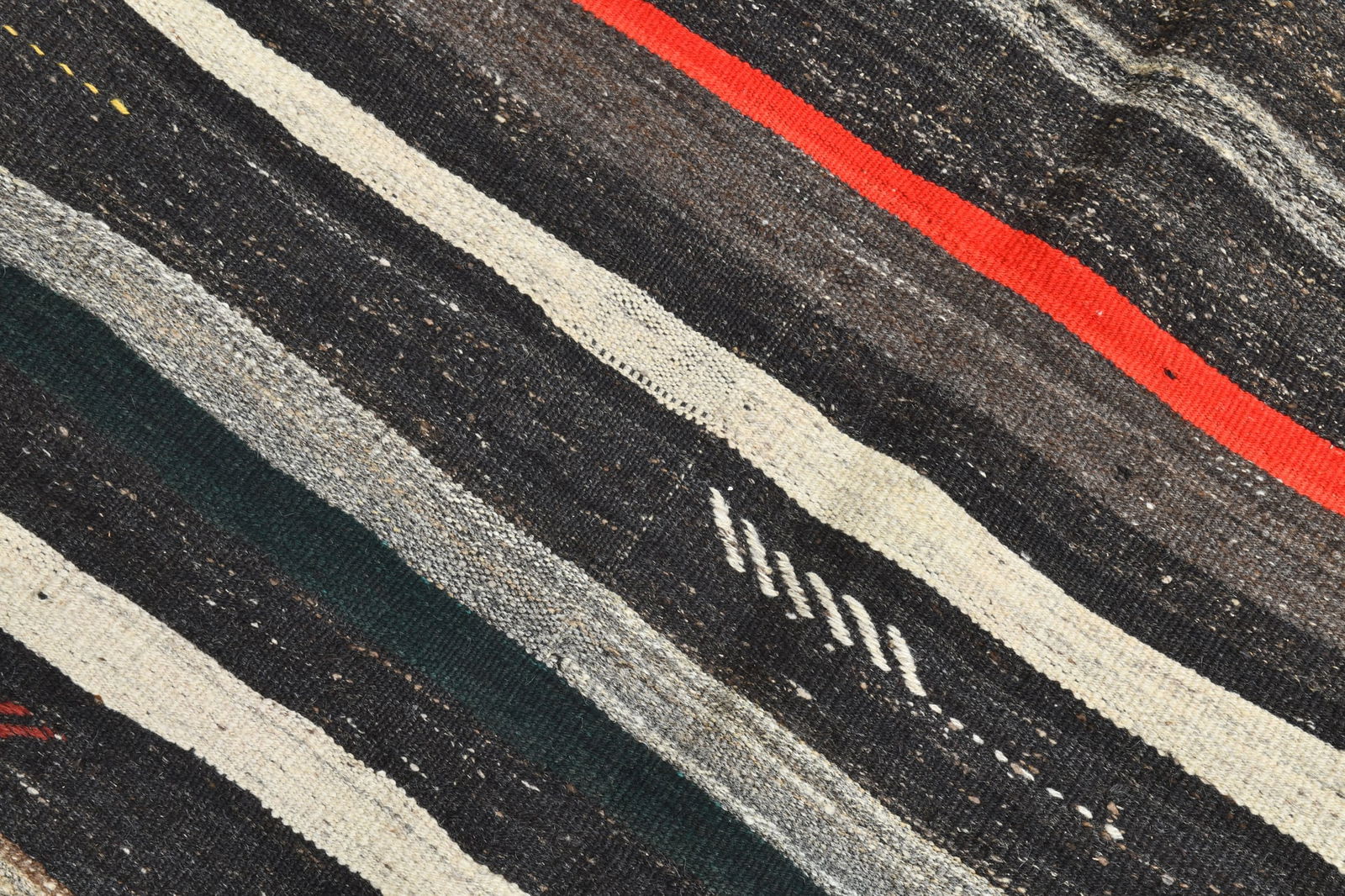 6'9'' x 9'2'' Turkish Flatweave Kilim Rug - 60548 - 10