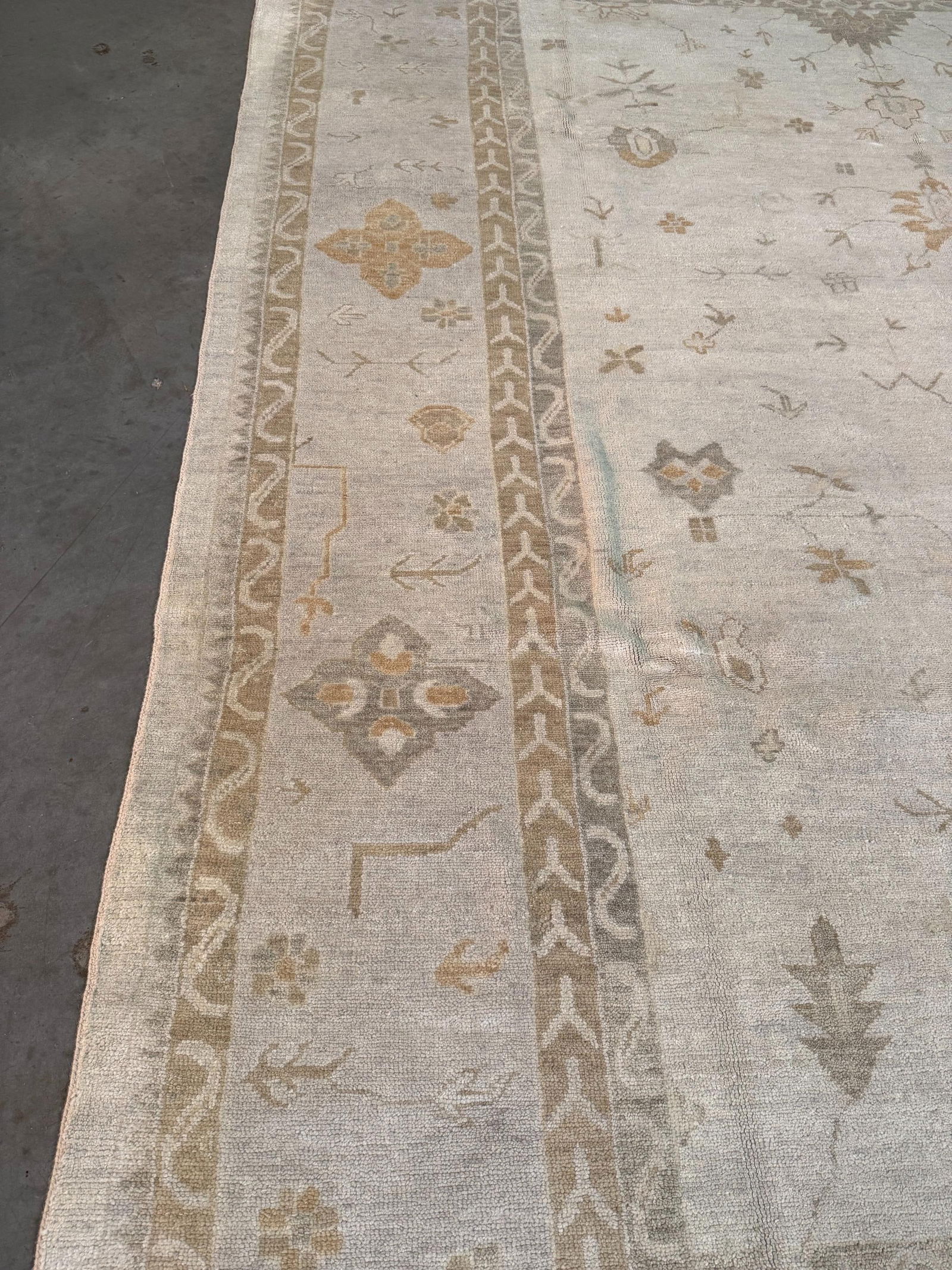 Exquisite Oushak Rug 8.7x11.2 - 10